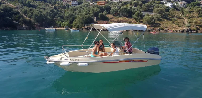 family enjoying a Pegasus assos marine motor boat day